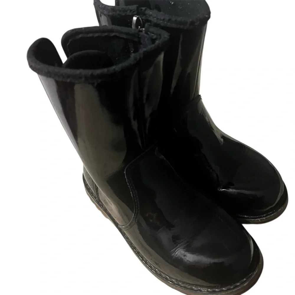 UGG Black Boots Chunky Sole Lace-Up Design